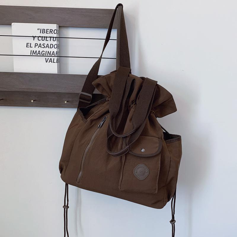 Lightweight Backpack Women's New Large-capacity Casual Versatile Shoulder Bag Fashion Bundle Travel Backpack