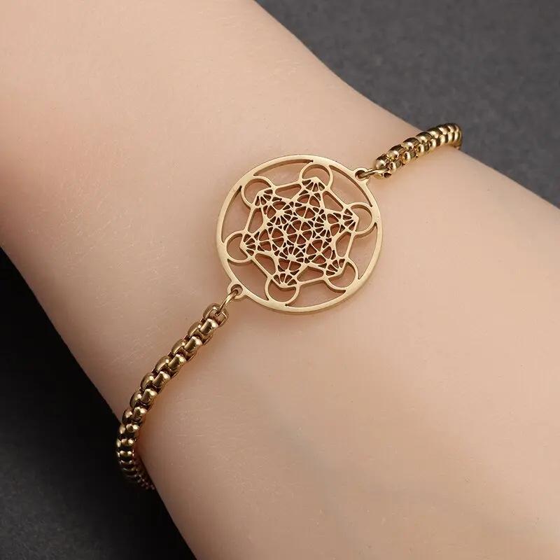 

Angel Angel Hollow Loop Six Circle Pendant Bracelet Men and Women Bracelet Two Chains Wear Bracelets