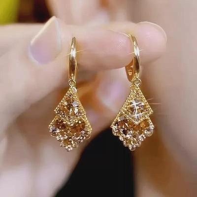 Elegant Gold French Earrings Autumn/Winter Shimmering Diamond Fashion