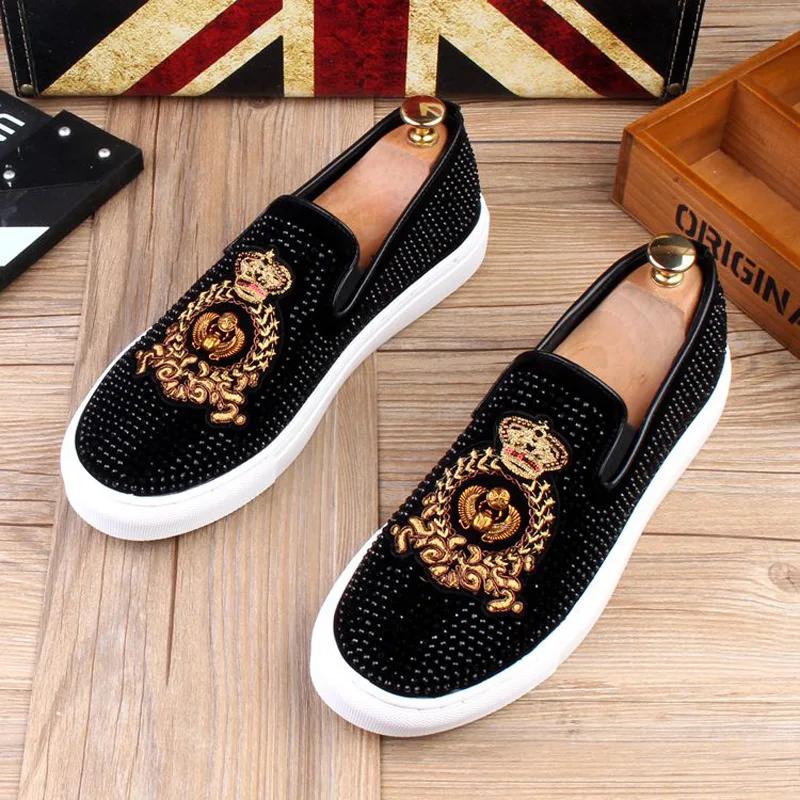 2025 New Men Tide Leather Casual Shoes Fashion Luxury Embroidery Twinkling Rhinestone Flat Shoes Leisure Sneakers Loafers