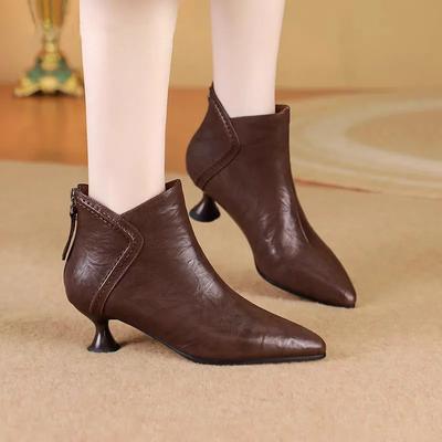 Sapatos Femininos 2024 Botas Femininas de Alta Qualidade no Tornozelo Moda Zíper Traseiro Escritório e Carreira Sapatos Sexy Bico Fino para Mulheres Zapatos
