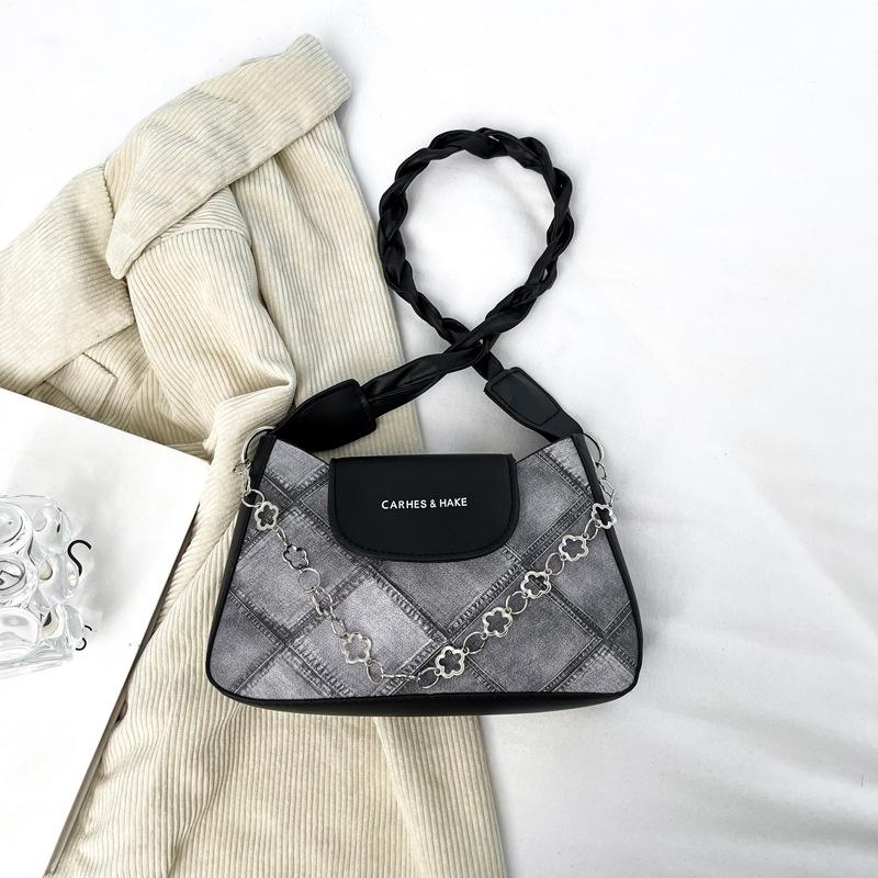 2025 New Bag Women's Fashion Simple Shoulder Bag Casual Small Square Bag Popular Underarm Bag