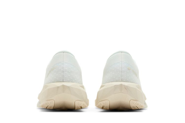 Men's Sneakers New Balance FuelCell Rebel v4 White Linen White/Linen/Sea Salt