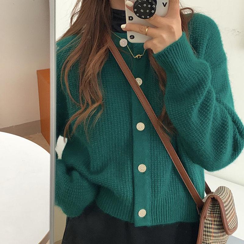 Spring Retro Petite Knitted Cardigan – Women's Short Round Neck Sweater with Hong Kong Style