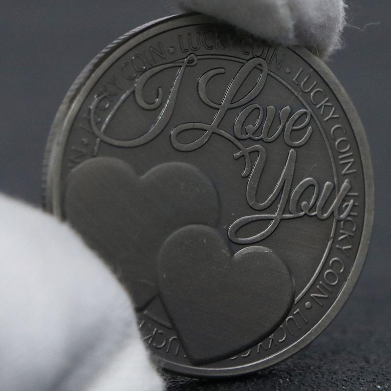 I Love You Confession Coin: Four-Leaf Clover Silver Coin Toy for Treasure Hunt & Gift
