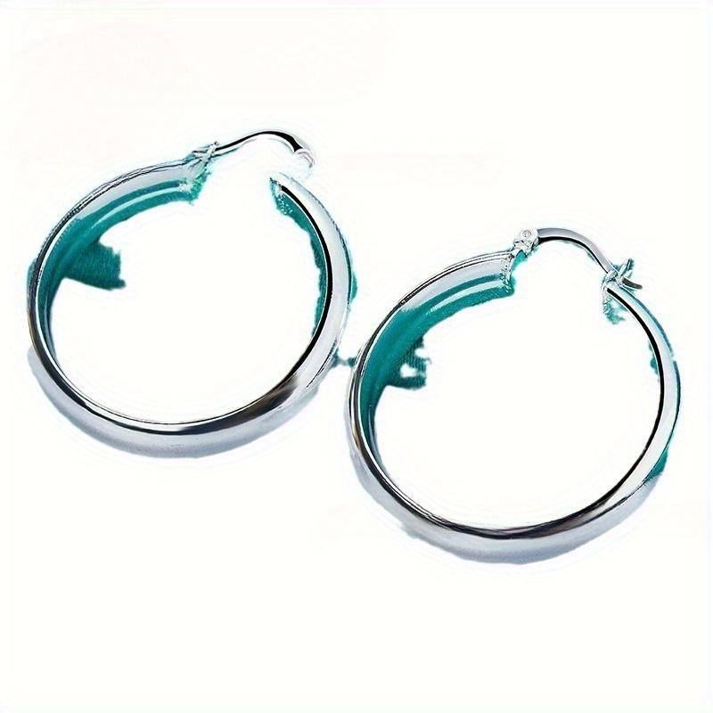 1 Pair of Wide Edged Smooth Circular Earrings, Simple Retro Style, Suitable for Daily Wear and Gift Giving, Perfect for Mother's Day