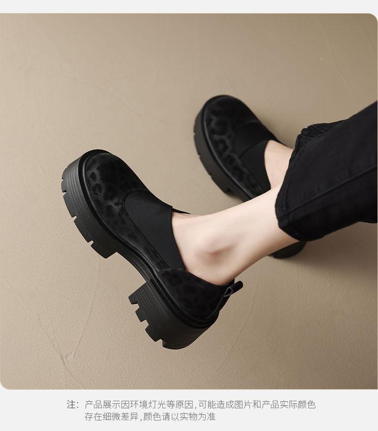 Deep Mouthed Le Fu Shoes Women's Single Shoes Spring and Autumn 2025 New Style Sponge Cake Thick Sole Round Toe Retro Casual Women's Single Shoes