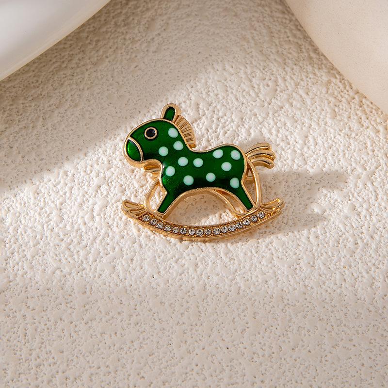 Successful Rocking Horse Brooch Cute Cute Pony Shape Badge Versatile Fashion Badge Pin With Accessories
