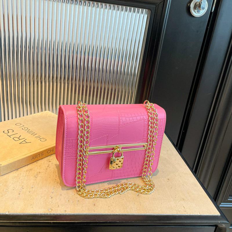 Underarm small bag women's fashion small square bag summer new fashion trend shoulder bag simple messenger bag bag