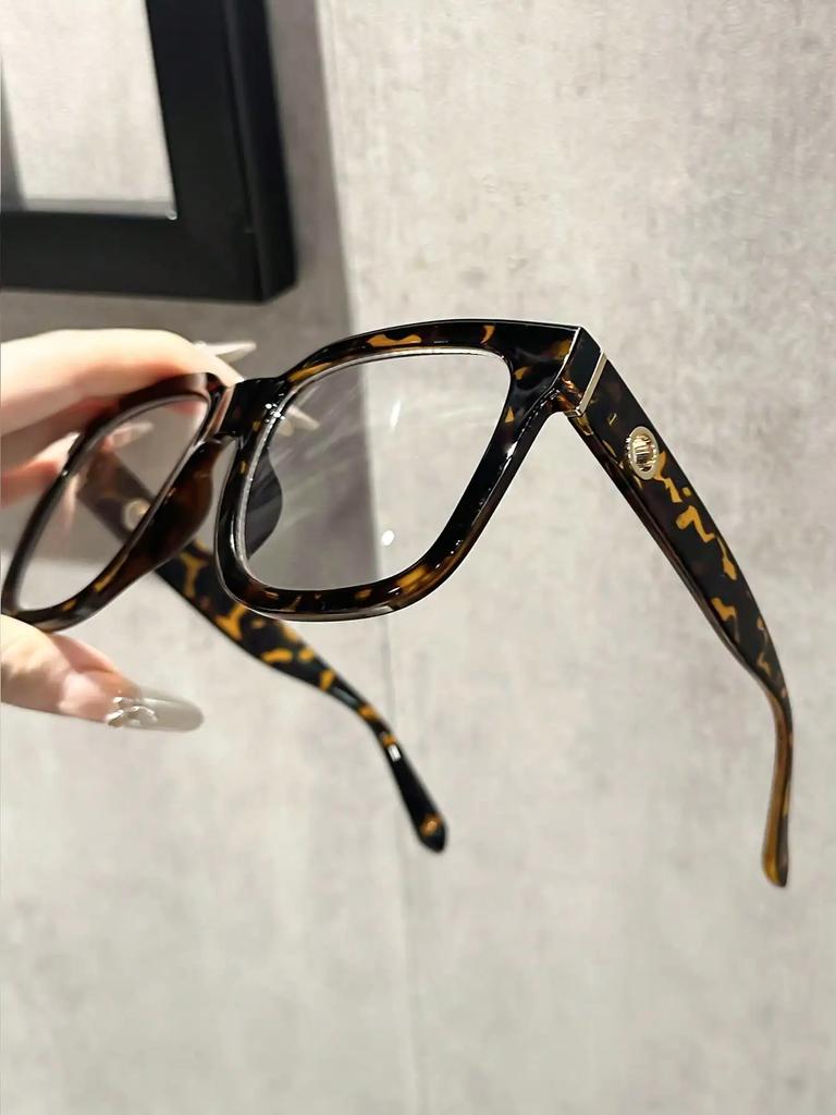 1PC Fashion Square Oversized Plastic Frame Women Clear Glasses For Men Daily Life Take Photo Eyeglasses Clothing Accessories.