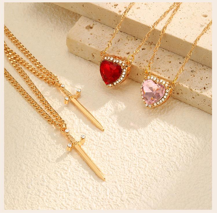 2 Stück Montierbar Herz und Schwert Zirkon Anhänger Halskette für Damen Vergoldete Choker Kette Schmuck