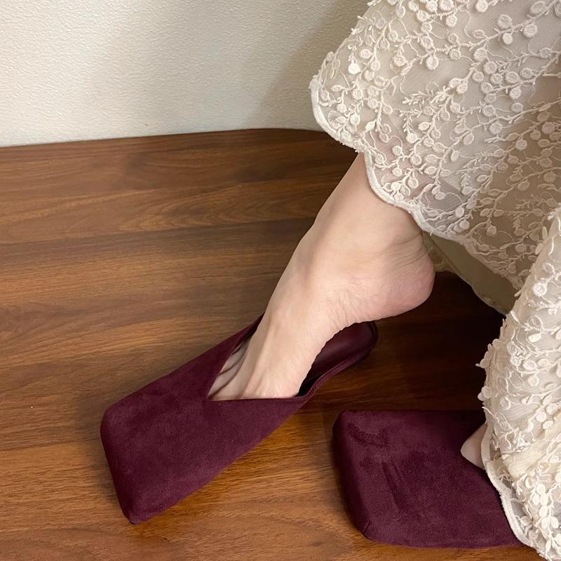 

Модные замшевые женские шлепанцы на плоской подошве с квадратным носком, мюли слипоны, повседневные модные тапочки, женский тренд, Mujer Zapatos, размер 35-43, Pantuflas Mujer 35 бордовый