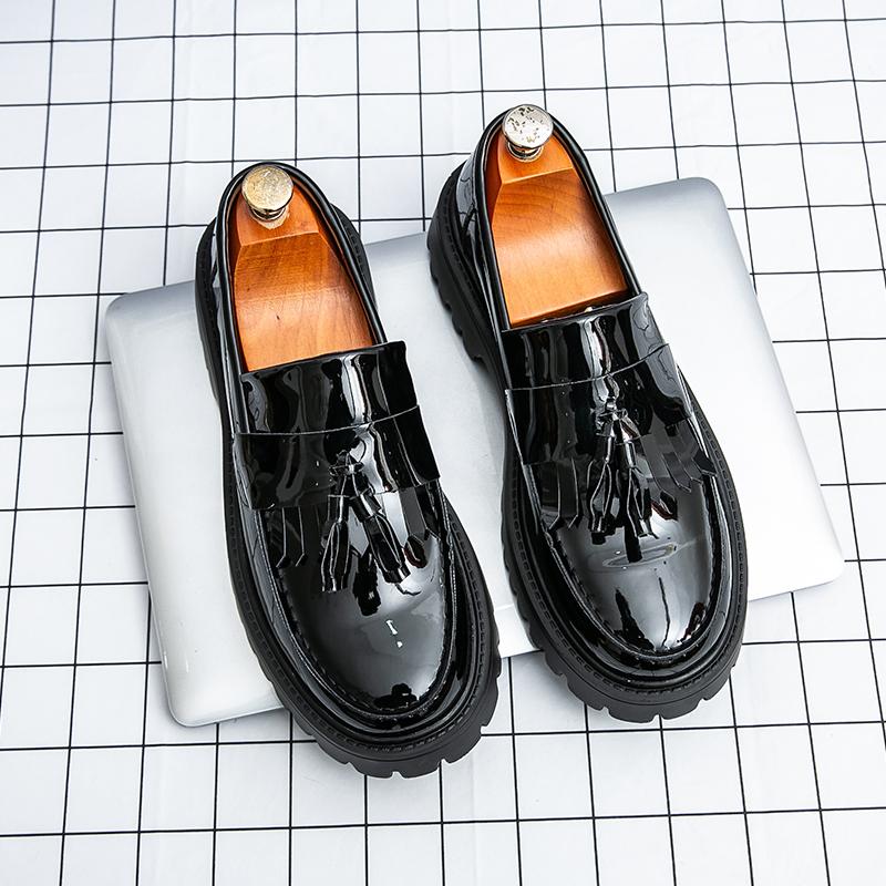 Fashion Fashion Korean Style Men Tassel Design Thick Soled Non Slip Men Comfortable Casual Loafers Date Party Round Toe Large Size Shoes