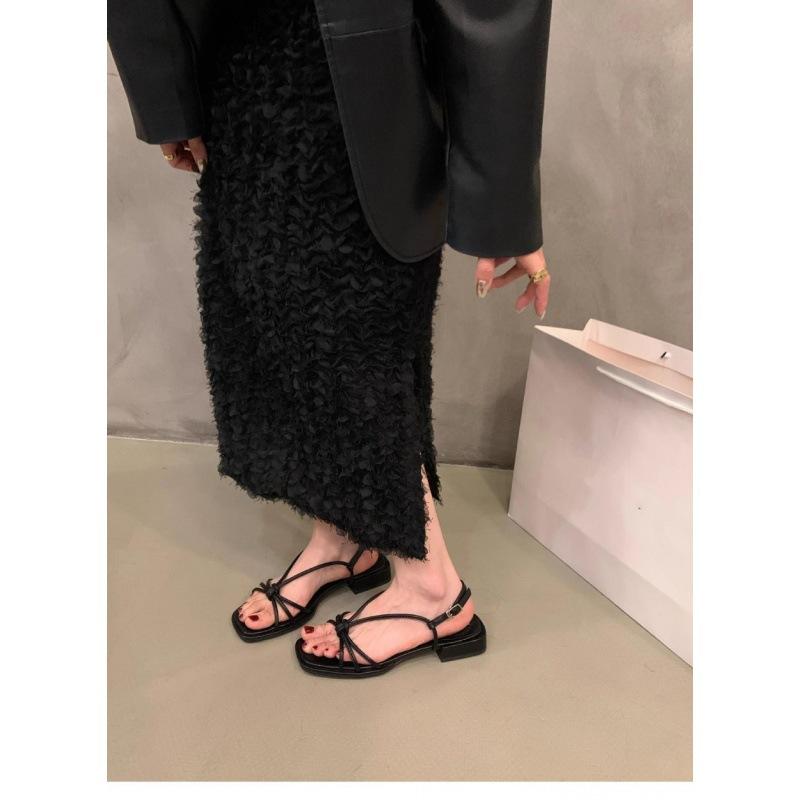 2025 spring and autumn new niche French flat-bottomed thin-strapped sandals fairy shoes square head open-toed versatile Roman cool