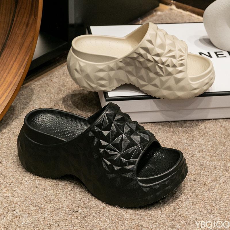 New Design Sense Durian Pattern Slippers Thick Bottom Beach Outerwear High End Summer Women's Height Increasing Slippers Luxury