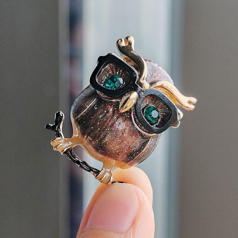 Japanese and Korean Custom Cartoon Owl Brooch, High-end Female Niche Design Pin, Cute Corsage