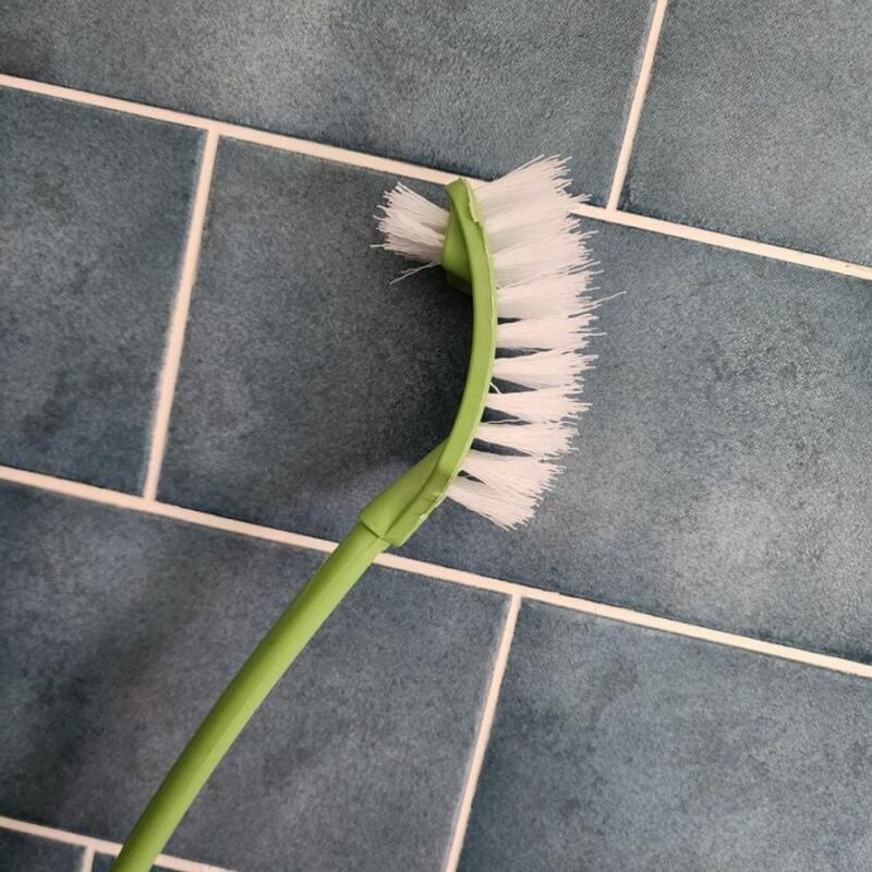 1 curved cleaning brush