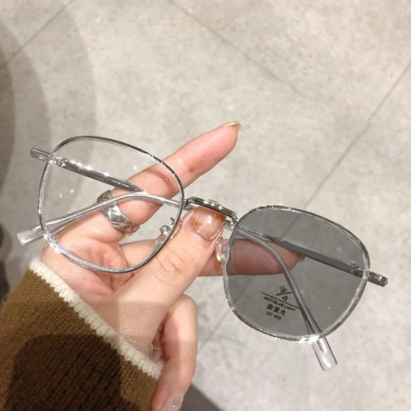 Square Metal Photochromic Sun Eyeglasses Anti Radiation Glasses for Women Men Anti Blue Light