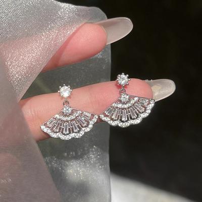 Light Luxury Design Sense Retro Full Diamond Fan Earrings Women's Fringed Small Skirt Earrings New Fashion High-end Earrings