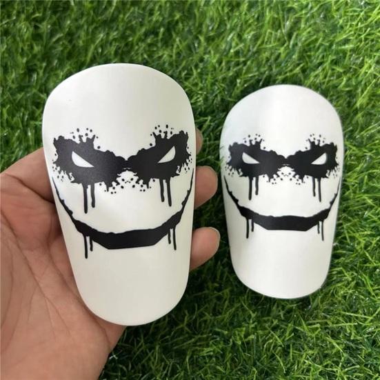1 Pair Mini Soccer Shin Guards Cartoon Anti-slip Kids Teens Adults Players Miniature Shin Pads Protectors Football Games Protective Equipment
