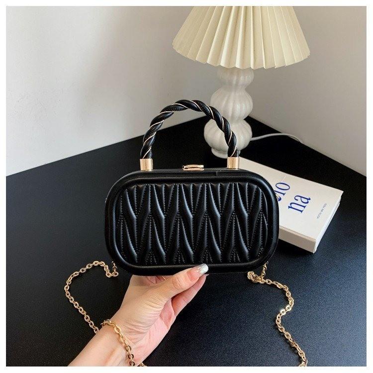 

Internet celebrity fashion versatile ins handbag 2025 spring new small bag women s texture casual bag Korean version women s bag чёрный