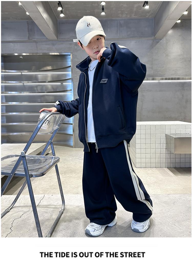 Boys' Spring and Autumn Set 2026 New Children's Spring and Autumn Sportswear, Two piece Set for Boys' Spring, Cool, Handsome, and Trendy