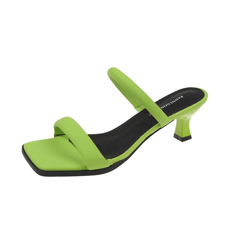 Summer 2026 Skin-Brightening Mid-Heel Square-Toe Sandals with Single Strap for Outdoor Wear.