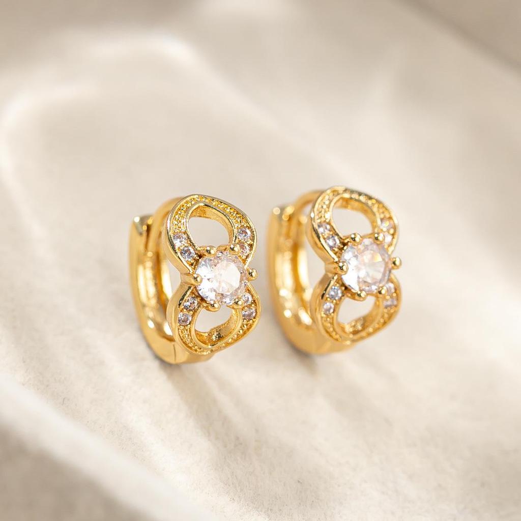 European & American Fashion Zircon 8-Shaped Gold-Plated Earrings