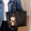 College-style Large-capacity Fashionable Retro Tote Bag - Simple Commuter Shoulder Bag