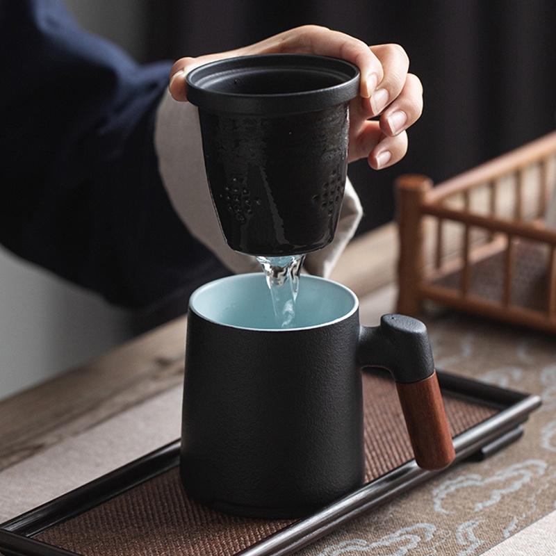 420ml Ceramic Mug with Wooden Handle Tea Water Separation with Lid Office Filter Mug