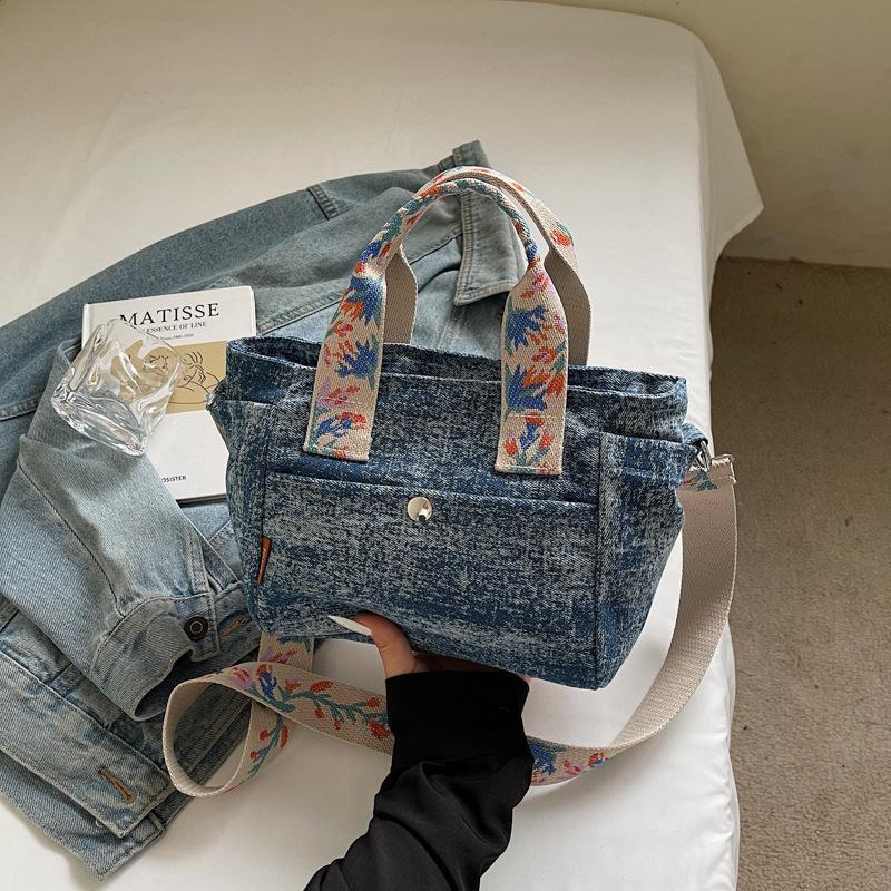 Fashionable sweet texture denim crossbody bag women's new ribbon trendy casual durable commuter shoulder bag