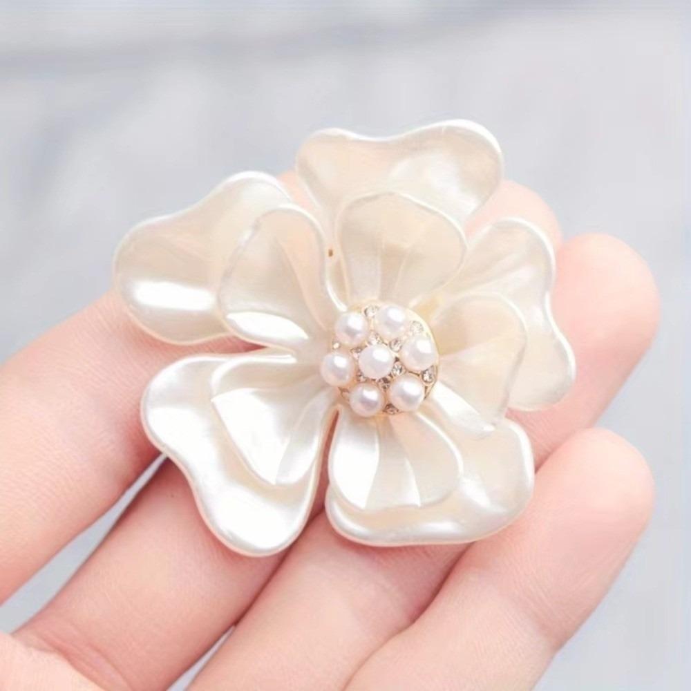 Pearl Plant Pins Elegant Design Dressing Decoration Jewelry Accessories Brooch Gift