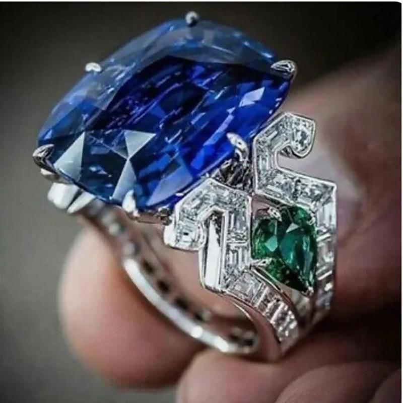 

European and American Style Classical Exaggerated Ring, Female Design Sense, Forward Blue-green Zircon Heart-shaped Zircon 9