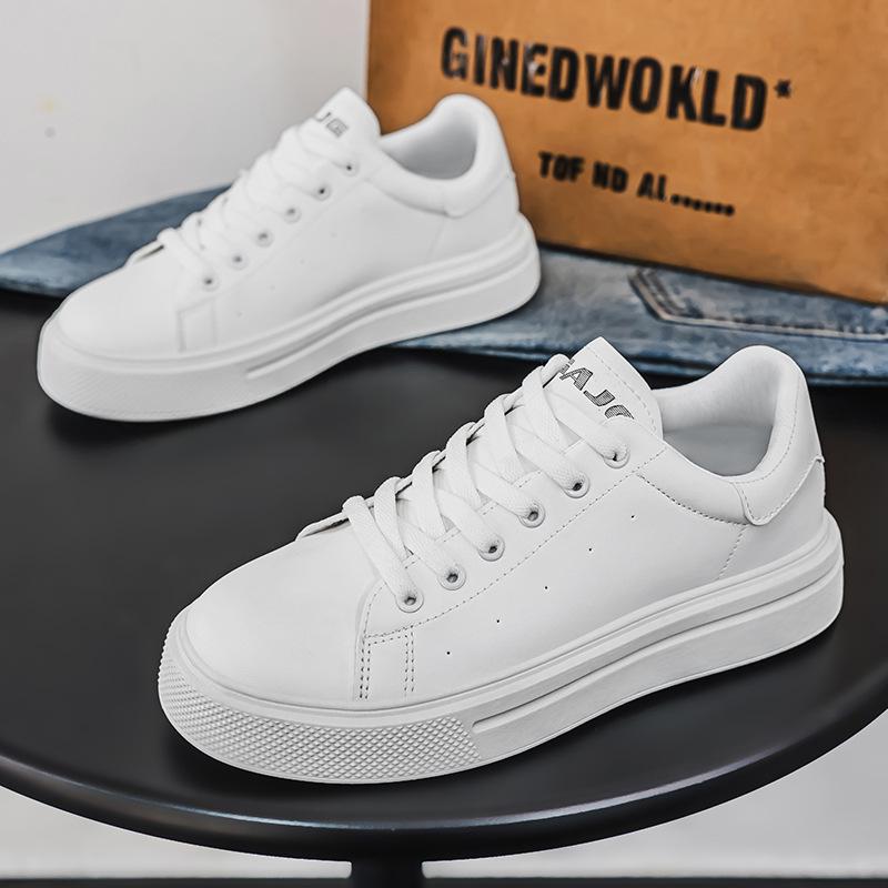 

Men s shoes board shoes spring 2025 new youth Guochao little white shoes fashion versatile trend board shoes casual board shoes 44
