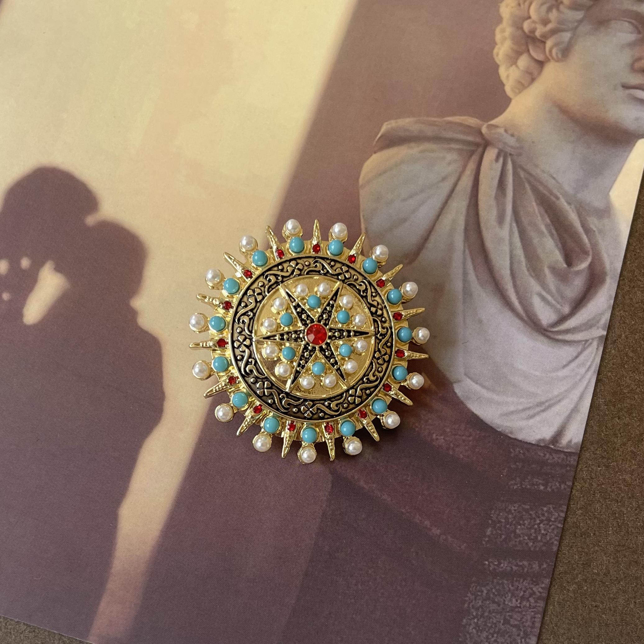 

Барокові Жіночі Палацового Стилю Вишукані Брошки-Шпильки з Хрестом зі Стразів Вінтажні Ретро Металеві Значки Ювелірні Вироби для Вечірки Банкету Брошка