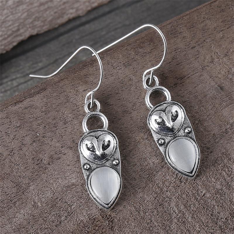 

Модные новые винтажные серьги с опалом из лисы