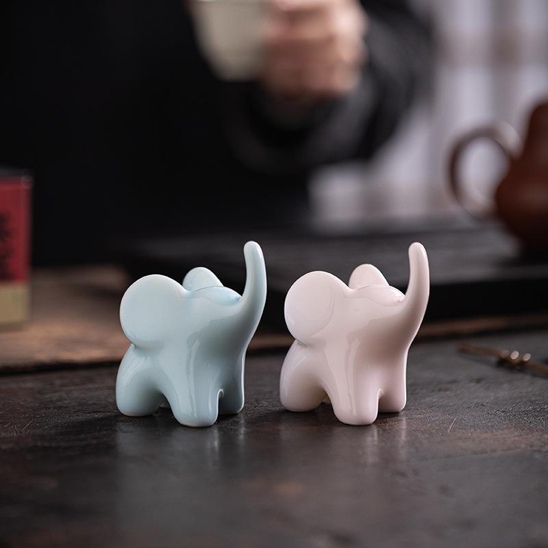 Mini Elephant Ceramic Ornament Cute Desktop Decor Gift for Girlfriend Home Office Collectible Figurine Home Decor