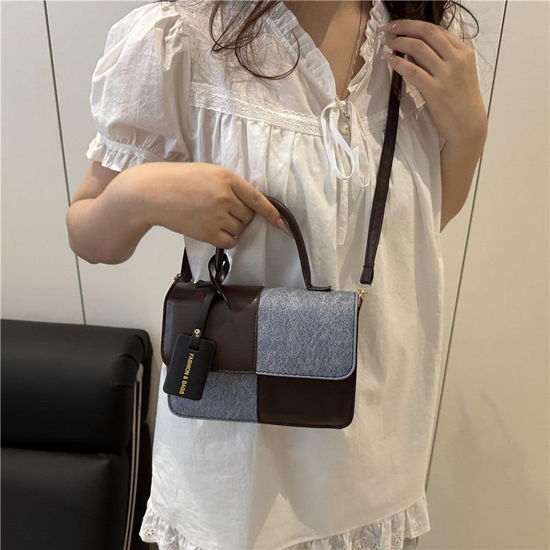 New Splicing Contrasting Colors, Advanced Texture Temperament, Portable Shoulder Messenger Bag, Commuter Versatile Woman