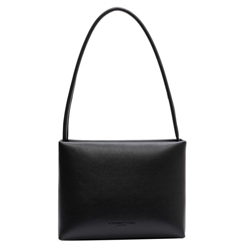 Xiaohongshu live broadcast women's bag supply, this year's popular bag women's high-end sense crossbody niche design single shoulder armpit bag