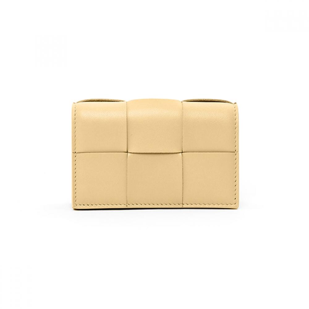 

Bottega Veneta 651396 Vcqc4 9776 Intrecciato Maxi Cassette Business Card Card Holder 651396 VCQC4 9776