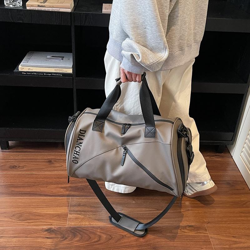 Spring New Short Distance Travel Bags Dry-wet Separation Large Capacity Unisex Sports Fitness Bag Simple Solid Color Breathable Portable Duffel Bags