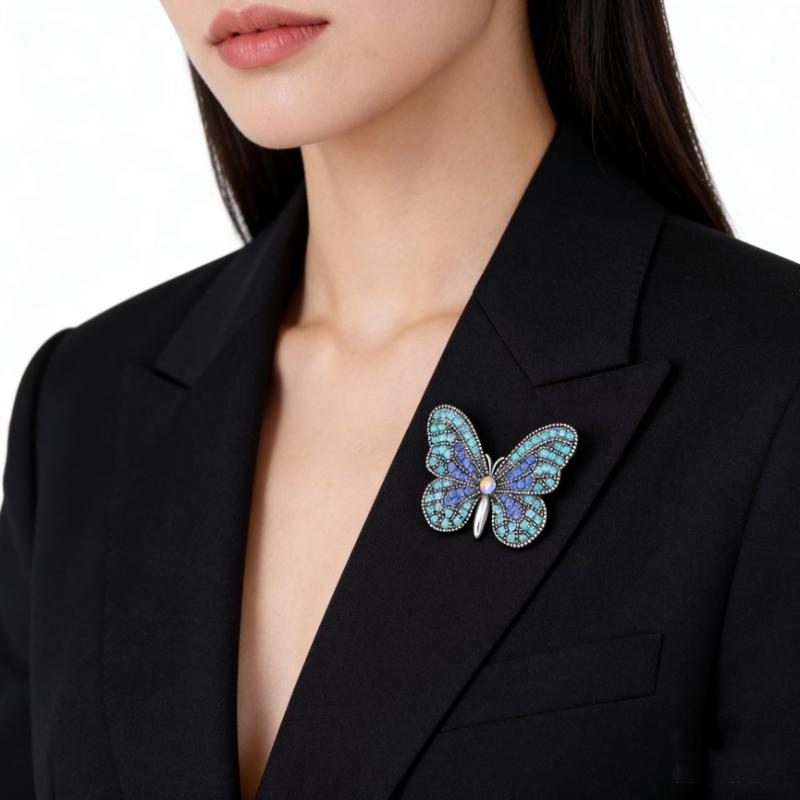 Vintage Crystal Butterfly Brooches For Women Unisex Insect Pins Casual Party Accessories New Gifts Friends