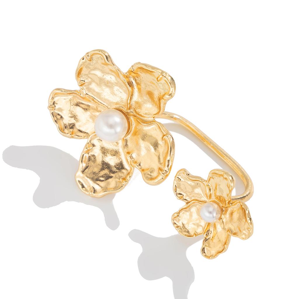 Exaggerated Style Imitation Pearl Flower Finger Ring, Fashionable Texture Metal Butterfly Open Ring