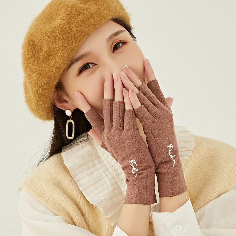 Warm gloves women winter winter outdoor sports cycling thickened touch screen windproof and cold proof