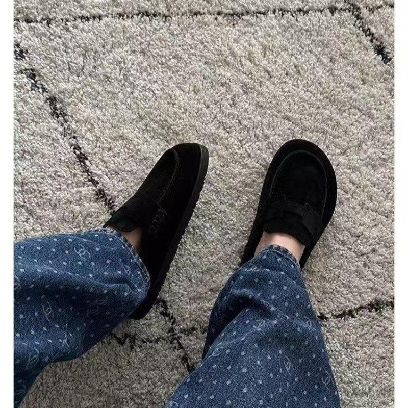 

Модные корейские ретро шлепанцы с большой головой на плоской подошве, шлепанцы с закрытым носком, шлепанцы слипоны на одну ногу, мягкая подошва, круглый носок, крутые шлепанцы для женщин 42 чёрный