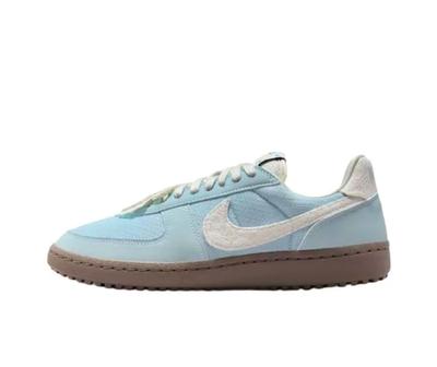 Damenschuhe – Sneaker