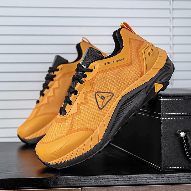 Outdoor Wanderschuhe Herren rutschfest und abriebfest Wanderschuhe Offroad Wanderschuhe leicht dämpfend atmungsaktiv