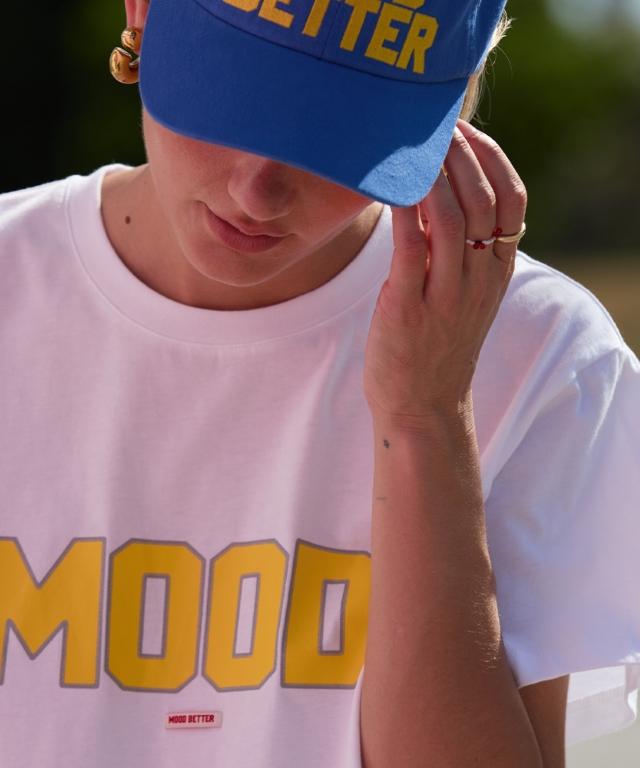 MOODBETTER Mood Stitch Logo Basic Fit T Shirts White
