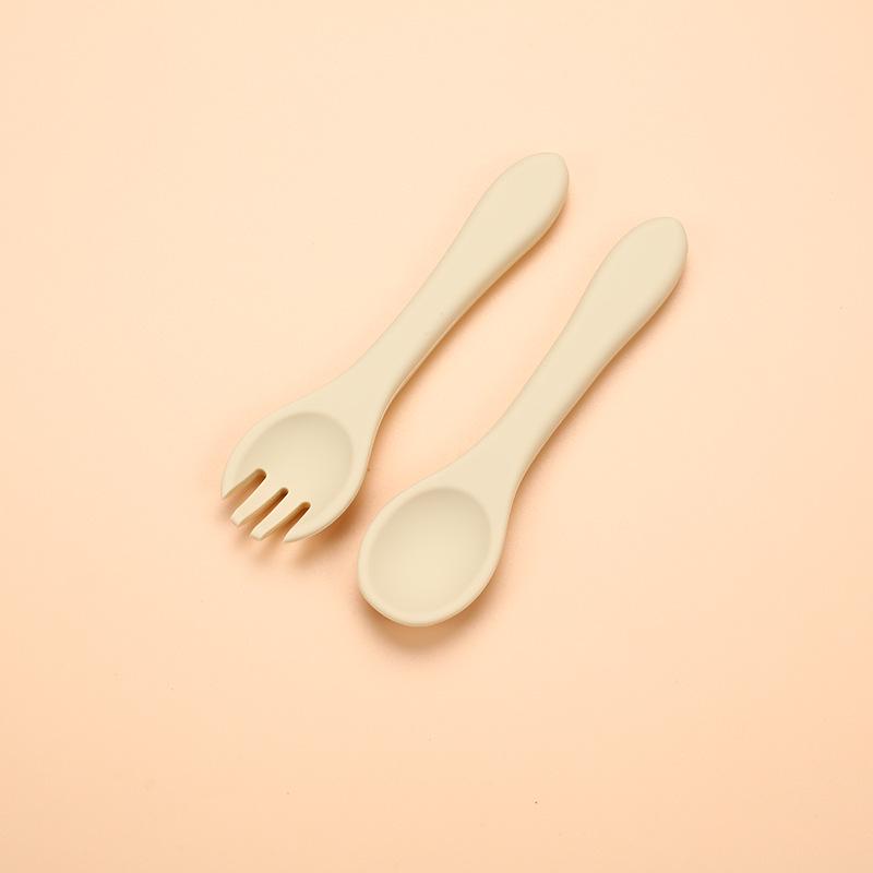 

Пятнистая детская силиконовая тарелка пищевого класса - Устойчивая к падениям, трехсекционная с присоской.