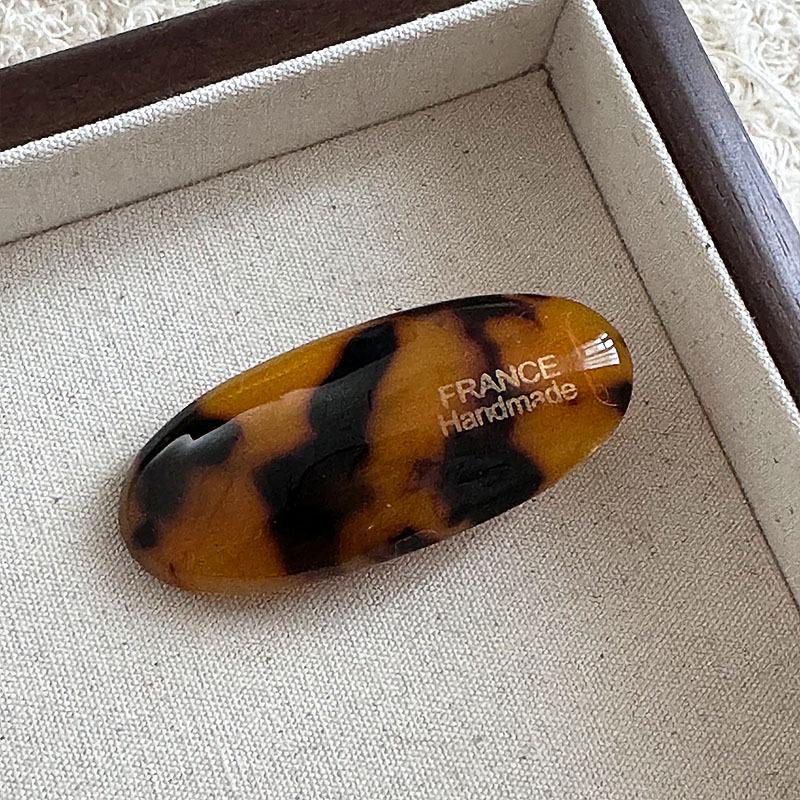 Корейский ретро овальный ацетатный зажим для волос с золотой биркой и утконосом - Текстурированный легкий аксессуар для челки